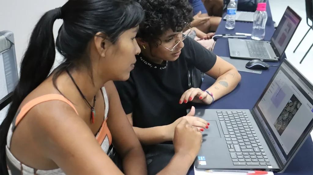 Capacitaçao em Comunicação para Mulheres Indígenas